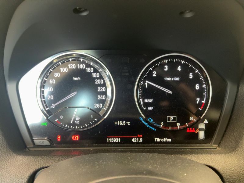 BMW 1er 118i Advantage 2017 – снимка 18