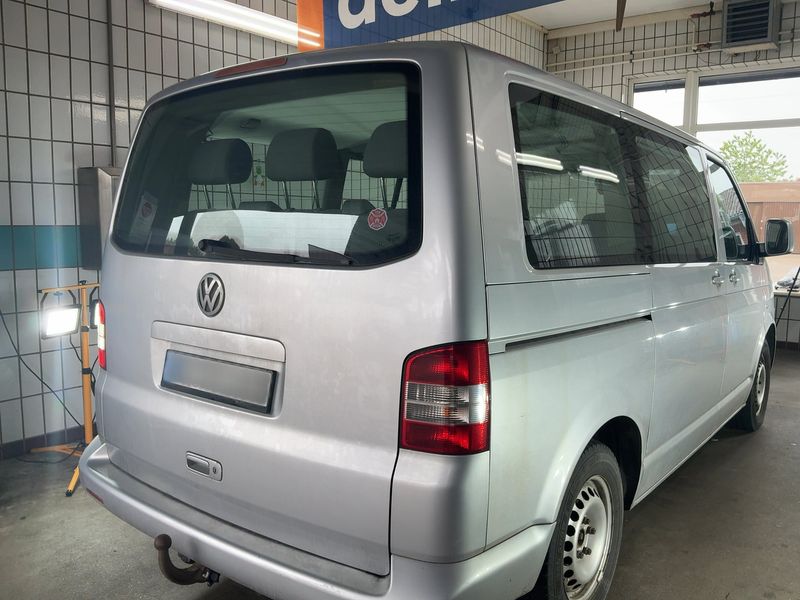 Volkswagen T5 Multivan 2.5 TDI 2003 – снимка 8