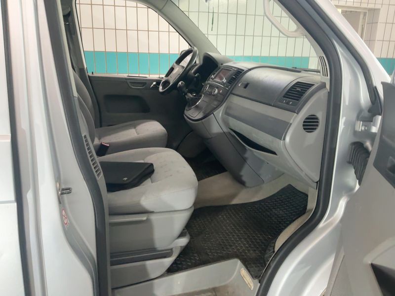 Volkswagen T5 Multivan 2.5 TDI 2003 – снимка 17