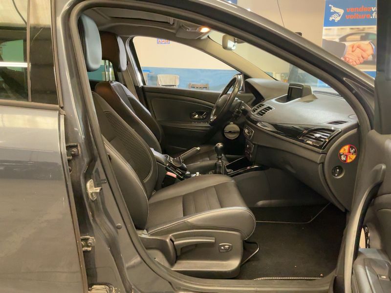 Renault Megane 1.2 TCe Energy BOSE Edition 2015 – снимка 16