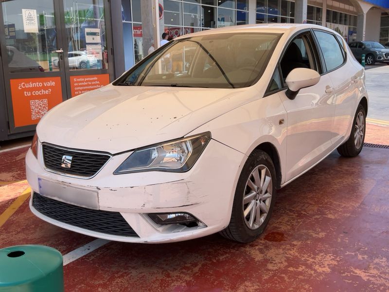 Seat Ibiza 1.6 TDI Stylance / Style 2014 – снимка 1