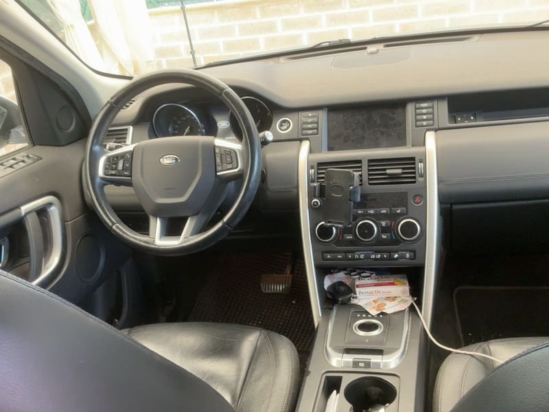 Land Rover Discovery Sport 2.0 Td4 SE AWD 2016 – снимка 17