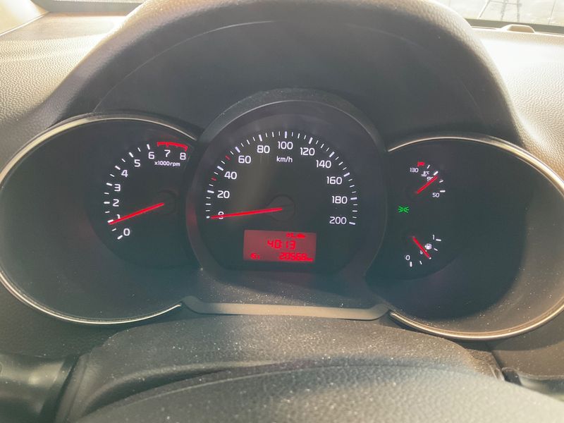 Kia Picanto 1.0 Dream Team 2015 – снимка 18