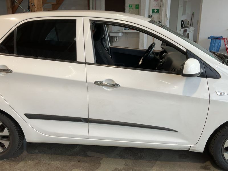 Kia Picanto 1.0 Dream Team 2015 – снимка 10