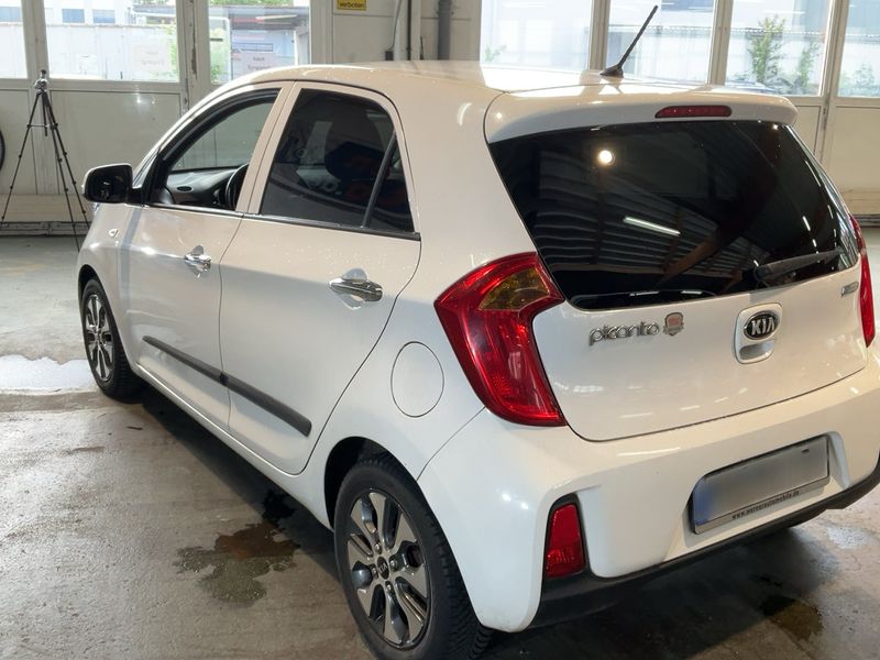 Kia Picanto 1.0 Dream Team 2015 – снимка 6
