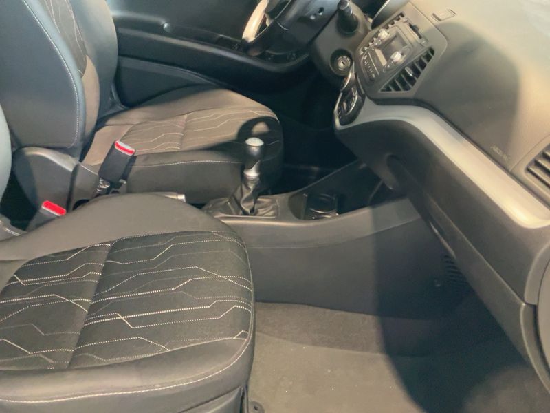 Kia Picanto 1.0 Dream Team 2015 – снимка 16
