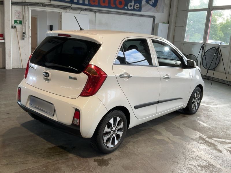 Kia Picanto 1.0 Dream Team 2015 – снимка 8