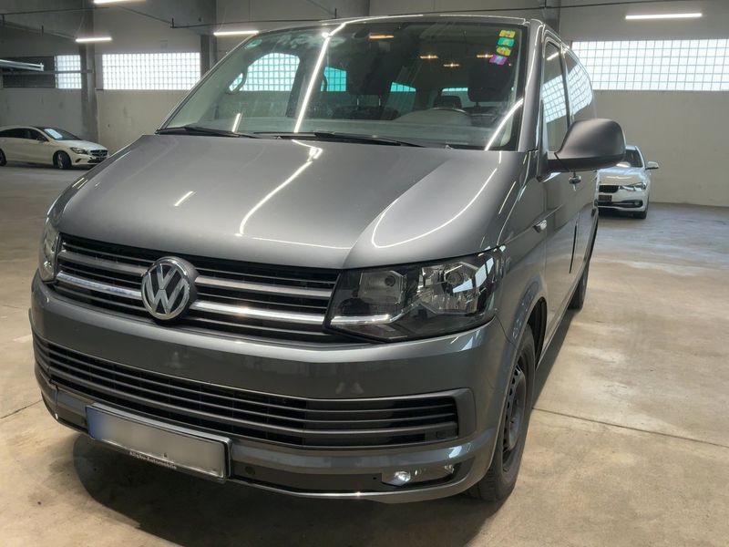 Volkswagen T6 Multivan 2.0 TDI Trendline 2016 – снимка 1