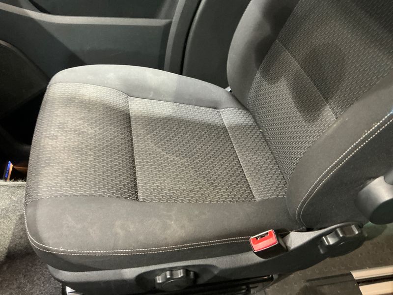 Volkswagen T6 Multivan 2.0 TDI Trendline 2016 – снимка 28