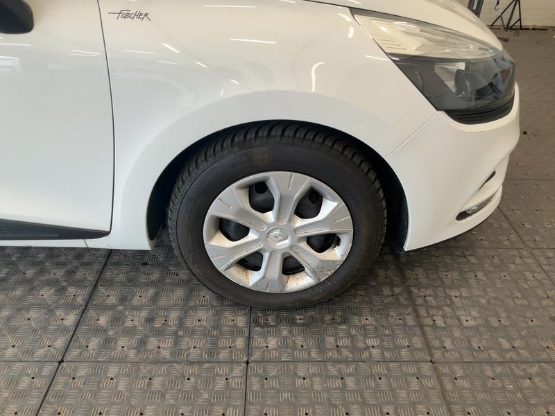 Renault Clio 1.2 Life 2017 – снимка 11