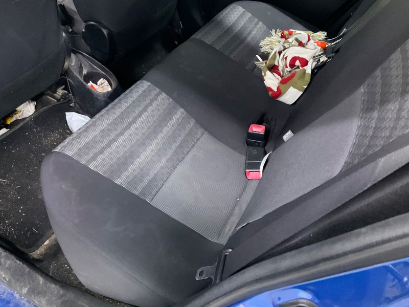 Toyota Yaris 1.4 D-4D Active 2016 – снимка 32