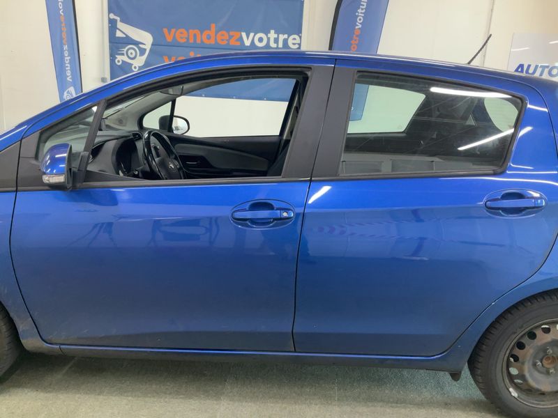 Toyota Yaris 1.4 D-4D Active 2016 – снимка 4
