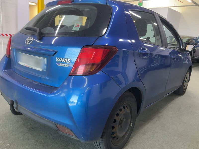 Toyota Yaris 1.4 D-4D Active 2016 – снимка 8