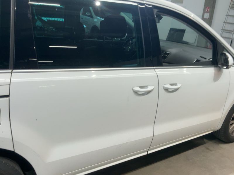 Volkswagen Sharan 2.0 TDI Comfortline BlueMotion Tech 2015 – снимка 10