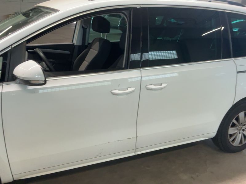 Volkswagen Sharan 2.0 TDI Comfortline BlueMotion Tech 2015 – снимка 4