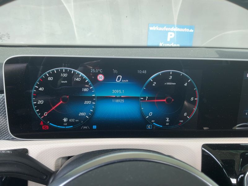 Mercedes-Benz A-Klasse A 180 d Progresivo 2020 – снимка 19