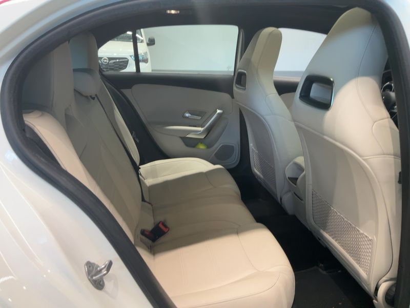 Mercedes-Benz A-Klasse A 180 d Progresivo 2020 – снимка 20