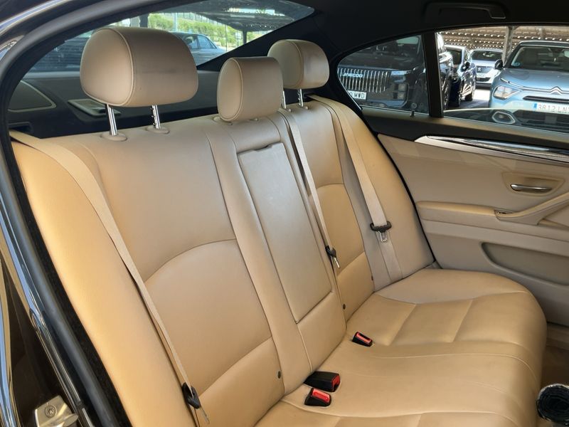 BMW 5er 520d 2016 – снимка 19