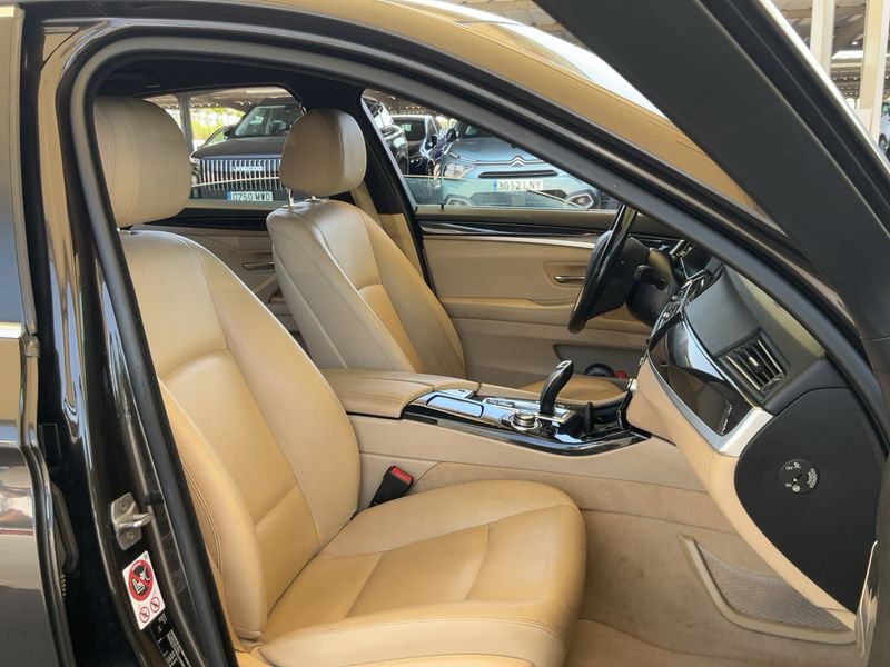 BMW 5er 520d 2016 – снимка 16