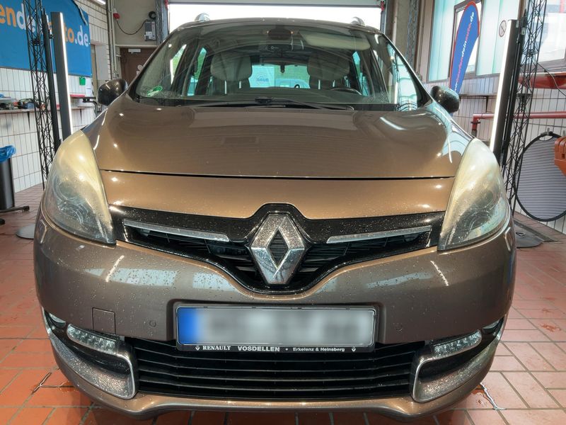 Renault Grand Scenic 2.0 dCi BOSE Edition 2014 – снимка 14