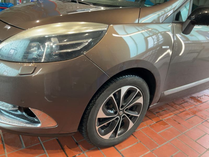 Renault Grand Scenic 2.0 dCi BOSE Edition 2014 – снимка 2