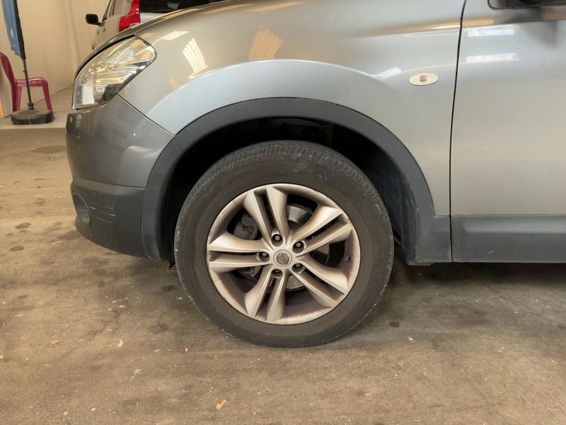 Nissan Qashqai 1.5 Turbodiesel Acenta 2011 – снимка 17