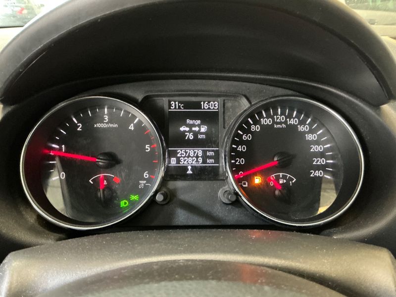 Nissan Qashqai 1.5 Turbodiesel Acenta 2011 – снимка 13