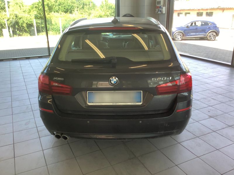 BMW 5er 520d xDrive 2015 – снимка 7