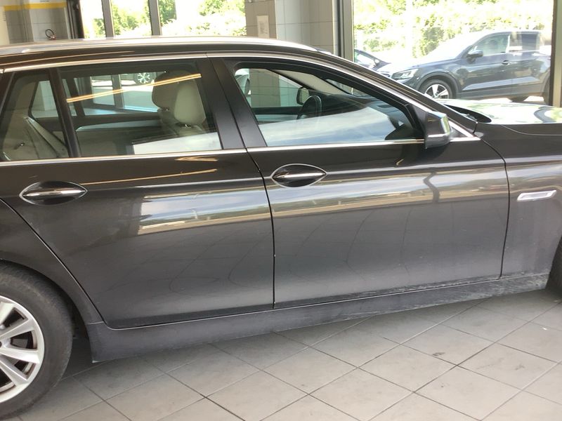 BMW 5er 520d xDrive 2015 – снимка 10