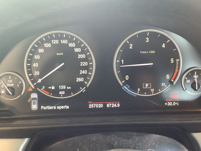 BMW 5er 520d xDrive 2015 – снимка 19