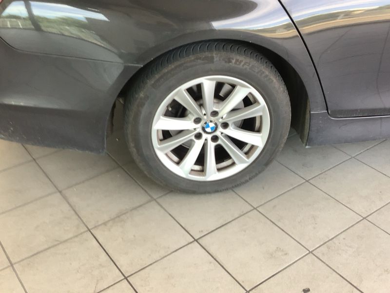 BMW 5er 520d xDrive 2015 – снимка 9