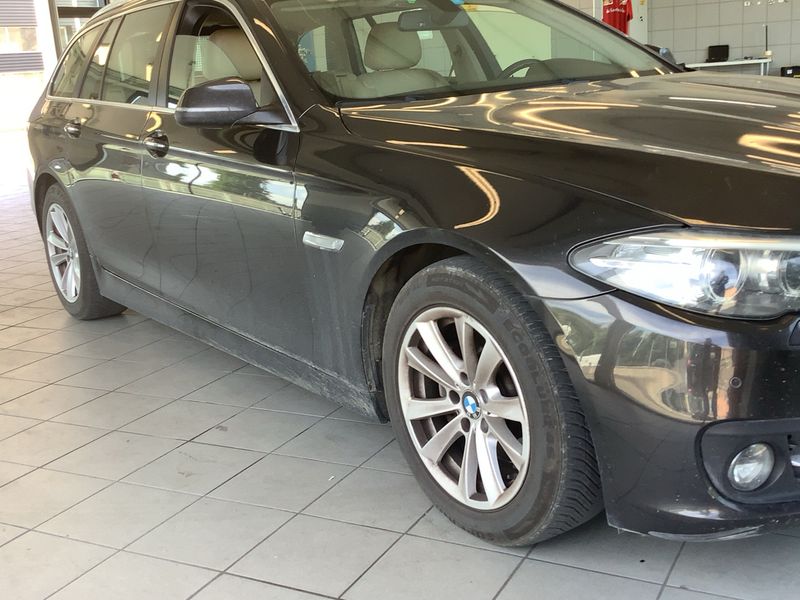 BMW 5er 520d xDrive 2015 – снимка 12
