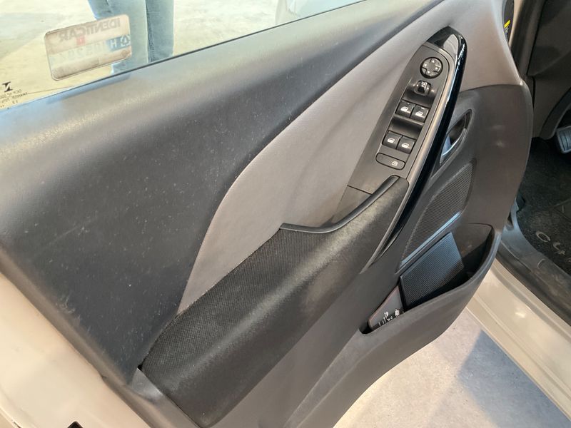 Citroen C4 Grand Picasso 1.6 Blue-HDi Feel 2018 – снимка 26