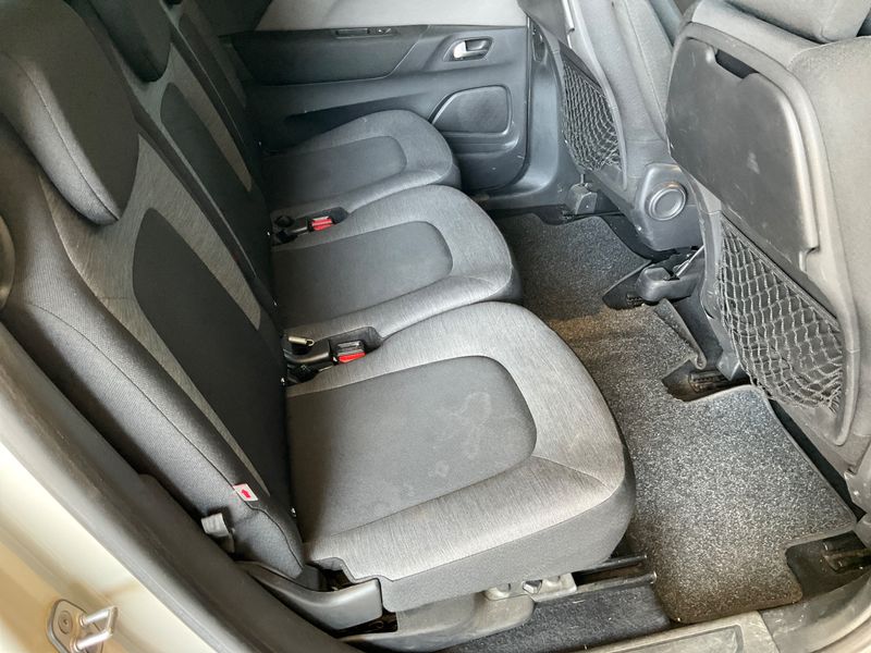 Citroen C4 Grand Picasso 1.6 Blue-HDi Feel 2018 – снимка 24