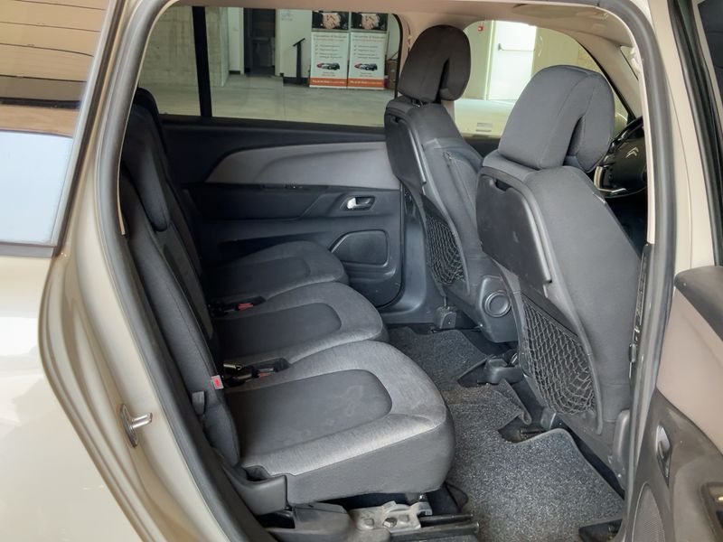 Citroen C4 Grand Picasso 1.6 Blue-HDi Feel 2018 – снимка 19