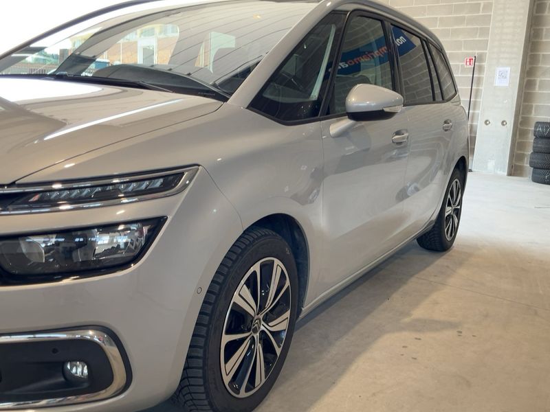 Citroen C4 Grand Picasso 1.6 Blue-HDi Feel 2018 – снимка 2