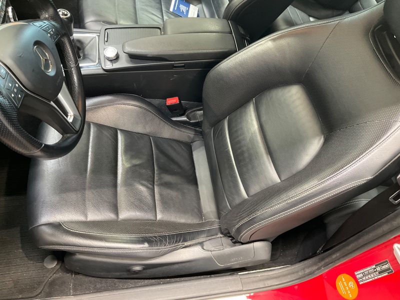 Mercedes-Benz C-Klasse C 200 CGI BlueEfficiency 2013 – снимка 23