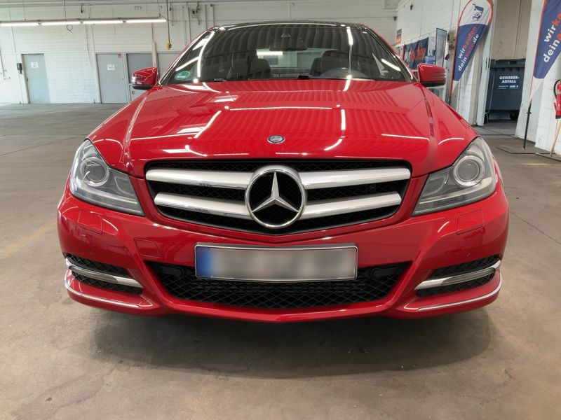 Mercedes-Benz C-Klasse C 200 CGI BlueEfficiency 2013 – снимка 14