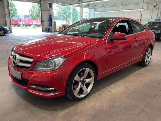 Mercedes-Benz C-Klasse C 200 CGI BlueEfficiency 2013 – снимка 1