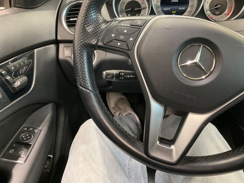 Mercedes-Benz C-Klasse C 200 CGI BlueEfficiency 2013 – снимка 25