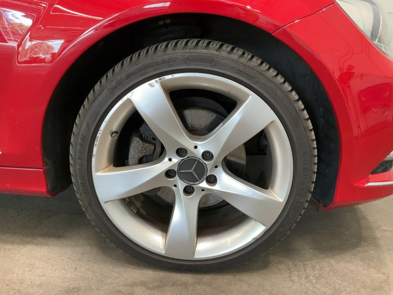 Mercedes-Benz C-Klasse C 200 CGI BlueEfficiency 2013 – снимка 11