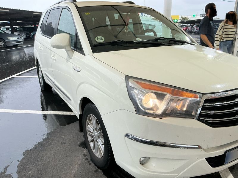 Ssangyong Rodius 2.0 TD Xdi Limited 2014 – снимка 12