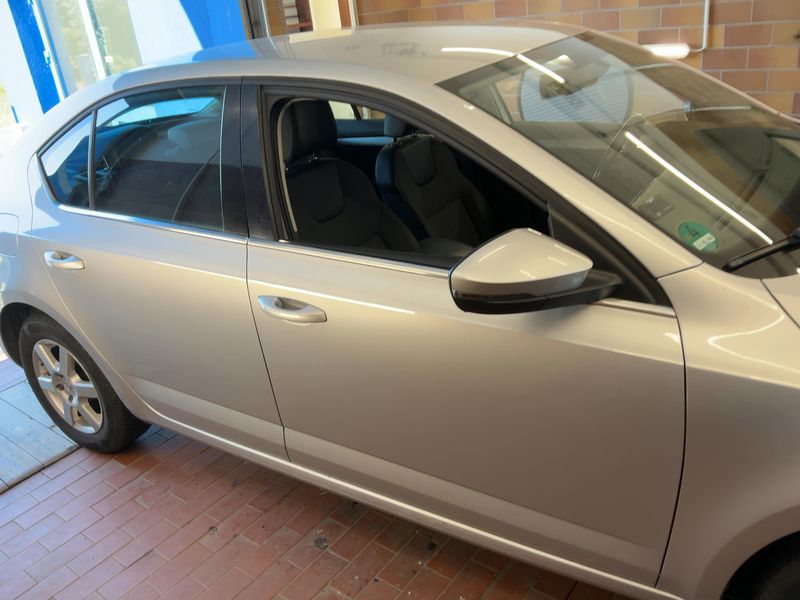 Skoda Octavia 1.2 TSI Elegance 2014 – снимка 10