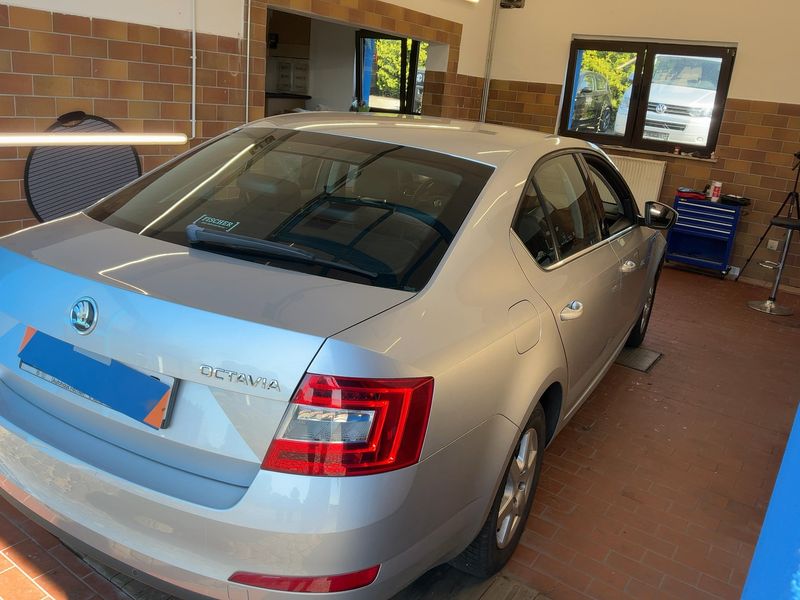 Skoda Octavia 1.2 TSI Elegance 2014 – снимка 8