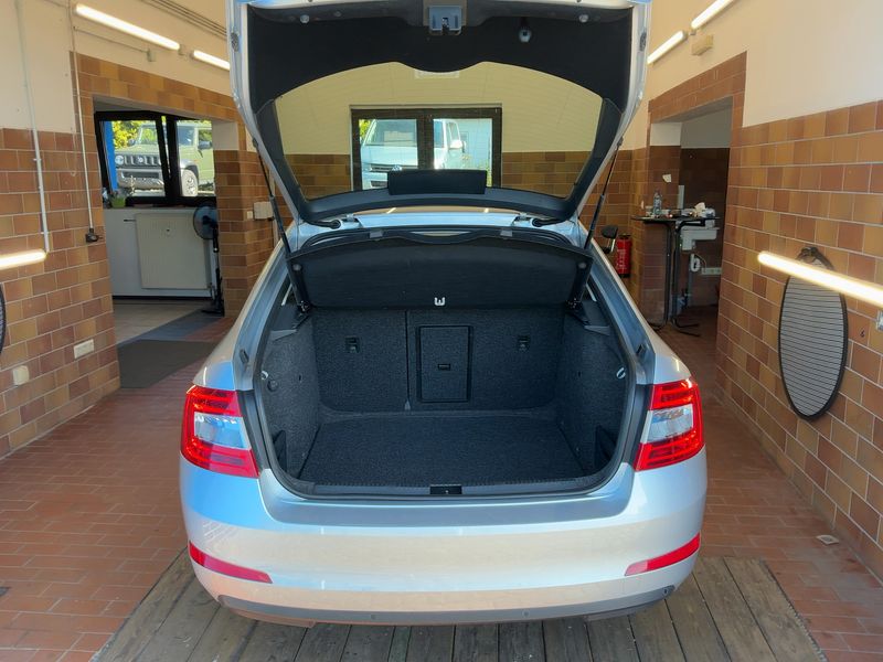 Skoda Octavia 1.2 TSI Elegance 2014 – снимка 15