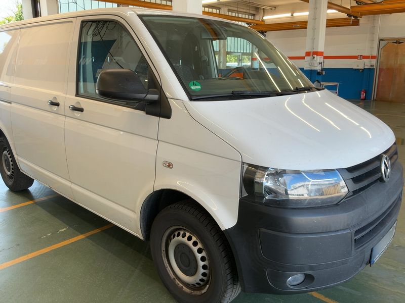 Volkswagen T5 Transporter 2.0 TDI Kasten 2013 – снимка 12