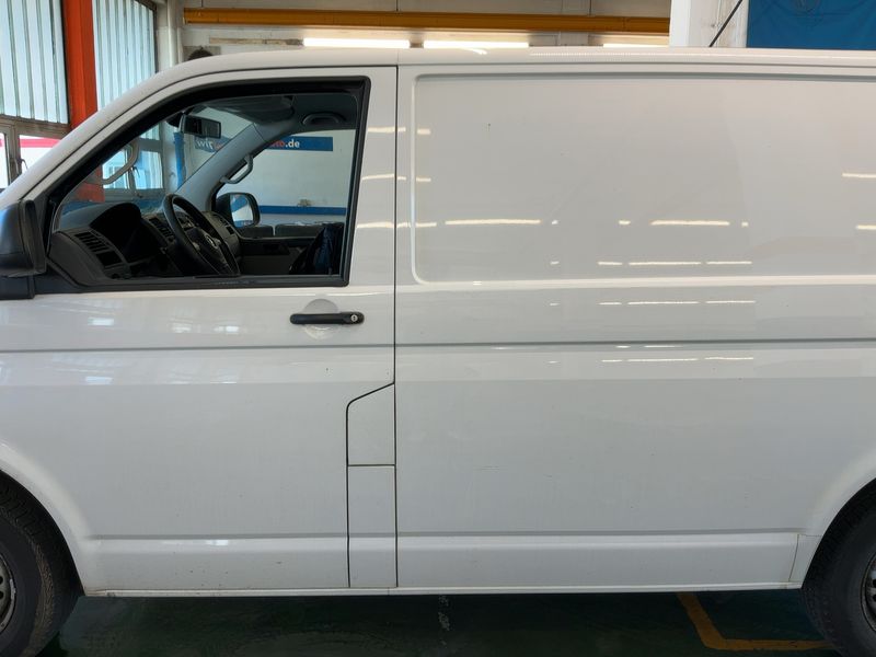 Volkswagen T5 Transporter 2.0 TDI Kasten 2013 – снимка 4