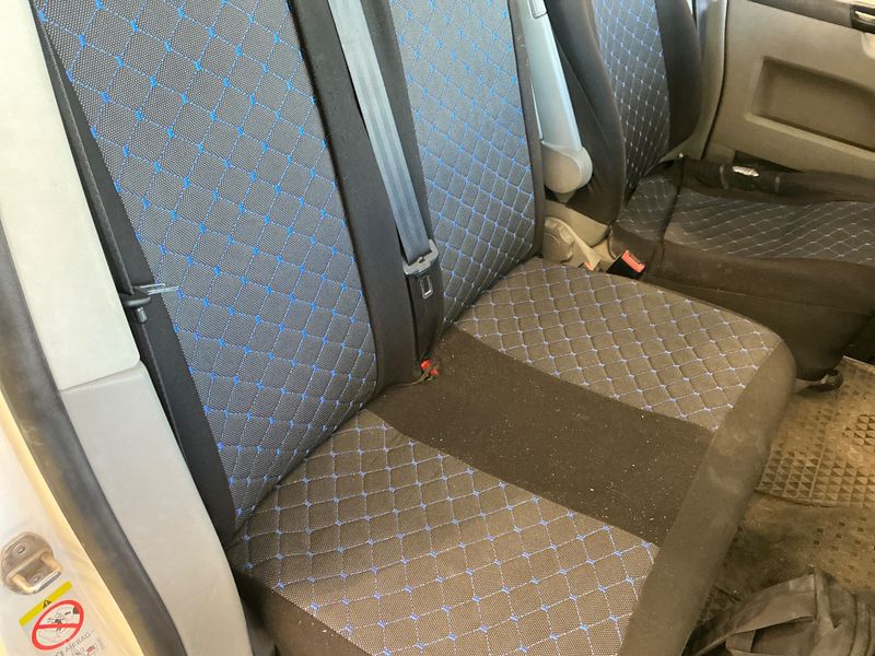 Volkswagen T5 Transporter 2.0 TDI Kasten 2013 – снимка 34