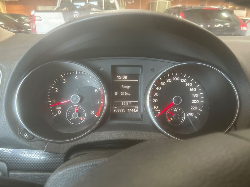 Volkswagen Golf VI 1.6 Comfortline 2010 – снимка 4