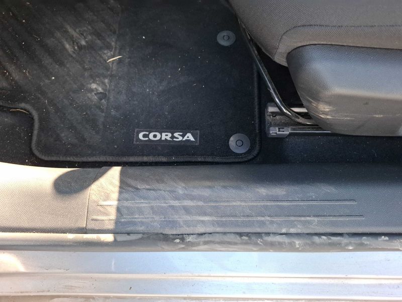 Opel Corsa 1.2 Turbo Edition 2020 – снимка 33